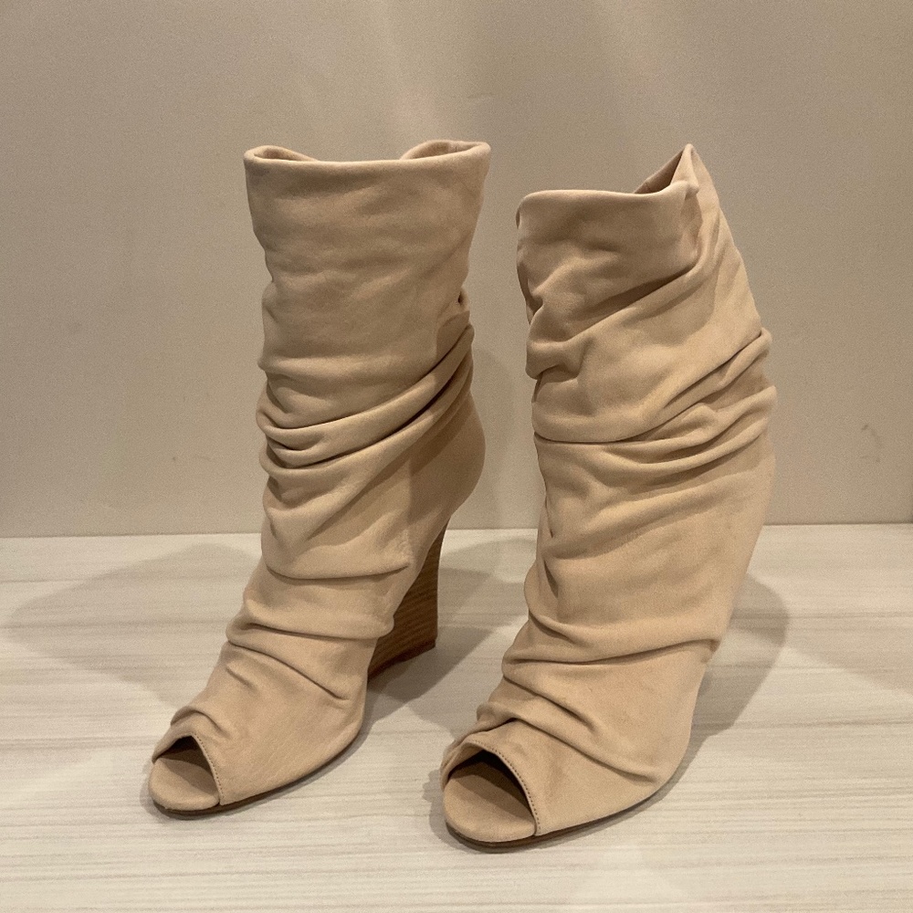 Manolo Blahnik Slouch Peep Toe Suede Wedge boot